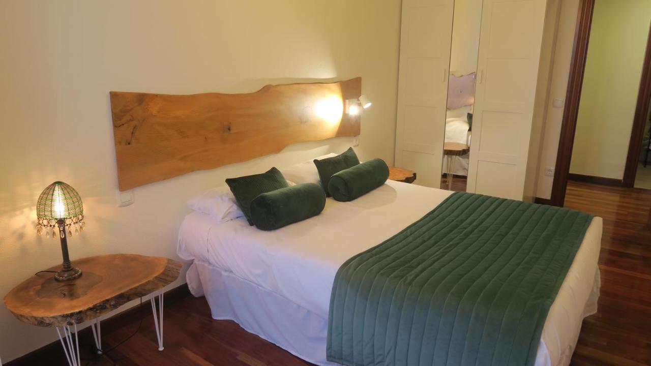 Apartamentos Palacio Azcarate Travesia Calvario Ezcaray Bagian luar foto