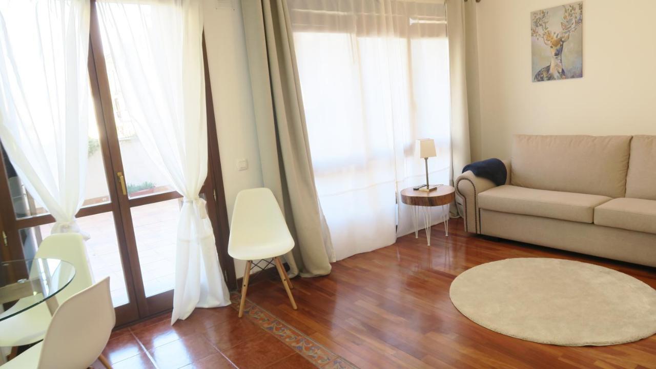 Apartamentos Palacio Azcarate Travesia Calvario Ezcaray Bagian luar foto