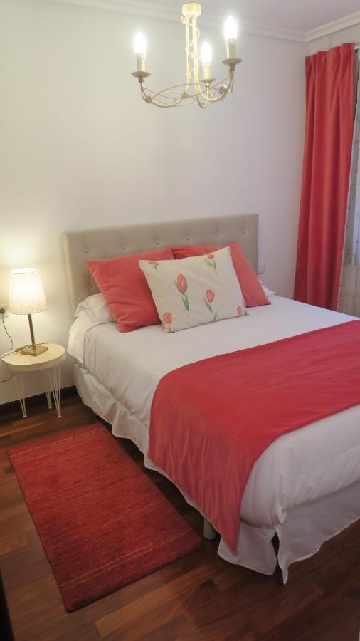 Apartamentos Palacio Azcarate Travesia Calvario Ezcaray Bagian luar foto
