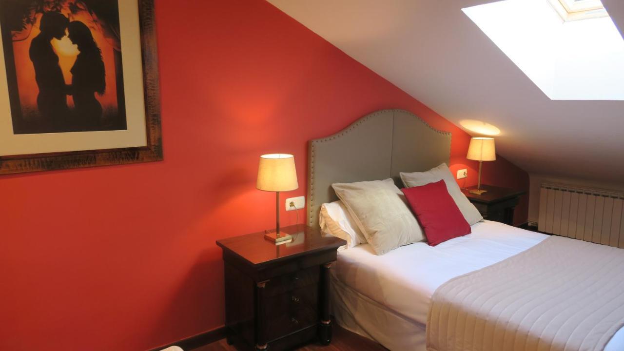 Apartamentos Palacio Azcarate Travesia Calvario Ezcaray Bagian luar foto